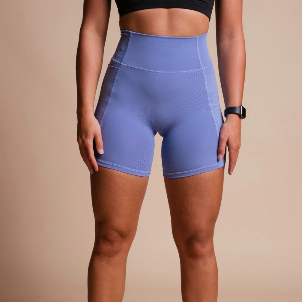P'tula Yvette Short : 6" - Periwinkle